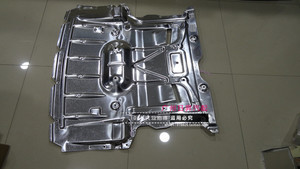寶馬發(fā)動(dòng)機(jī)護(hù)板 為愛(ài)車發(fā)動(dòng)機(jī)提供全方位保護(hù)的關(guān)鍵部件